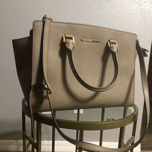 Michael Kors Leather Purse